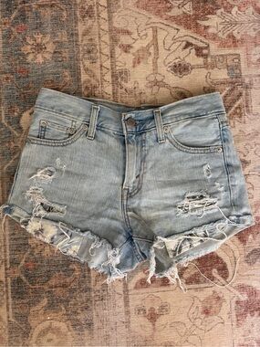Levi’s high rise cut off shorts